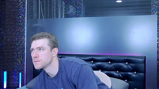 EthanPinkman online show from September 9, 2025, 4:22 am