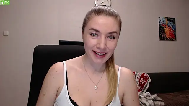 Snapshot of Sweet___Amelia chatting on March 1, 2026, 5:57 pm Sweet Amelia online show from March 1, 2026, 5:57 pm