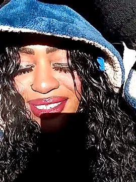 AmazonianMistress online show from December 14, 2025, 6:46 pm