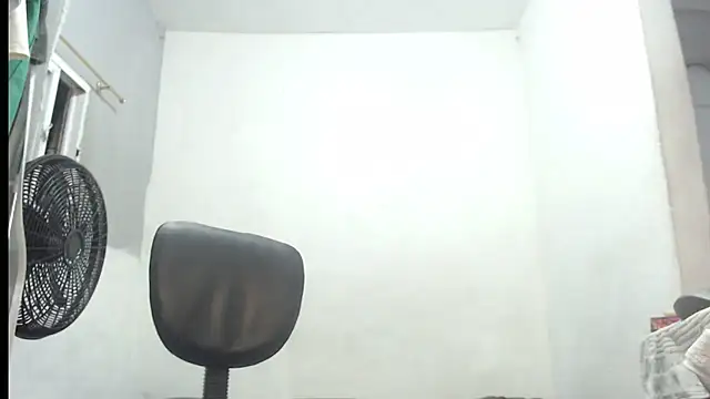 grandominantex1 online show from September 21, 2025, 12:38 am