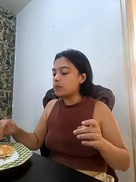 littlemelii online show from February 22, 2026, 5:25 pm