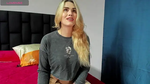 Snapshot of Aurora_doll23 chatting on March 18, 2025, 6:50 pm Aurora doll23 online show from March 18, 2025, 6:50 pm