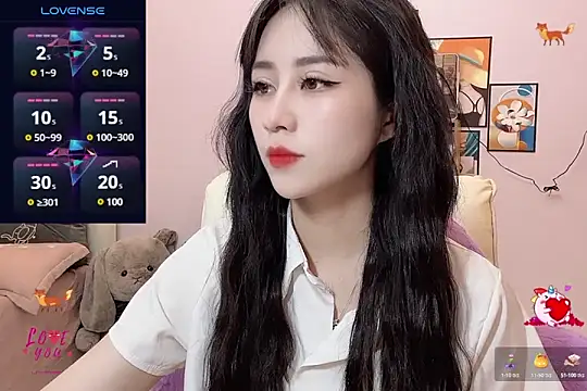  LLisa  online show from March 2, 2025, 7:30 pm