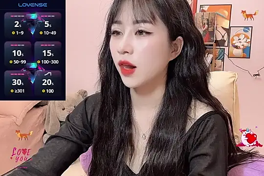  LLisa  online show from March 3, 2025, 6:03 pm