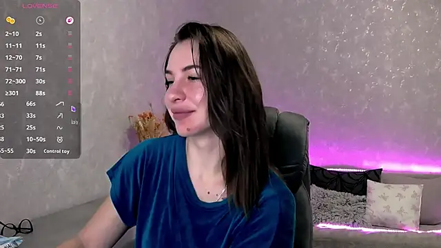 Snapshot of Naughty__Megan chatting on November 29, 2025, 3:39 am Naughty Megan online show from November 29, 2025, 3:39 am