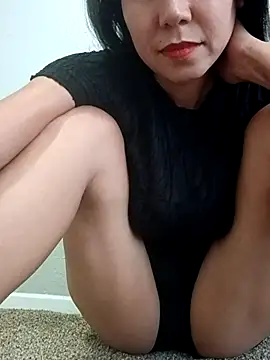 Snapshot of 2HotAsain4u chatting on August 8, 2026, 11:12 pm 2HotAsain4u online show from August 8, 2026, 11:12 pm