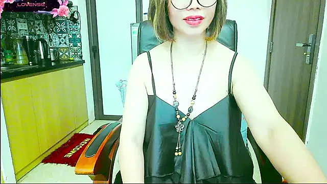 Miu-Le online show from September 30, 2025, 7:36 am