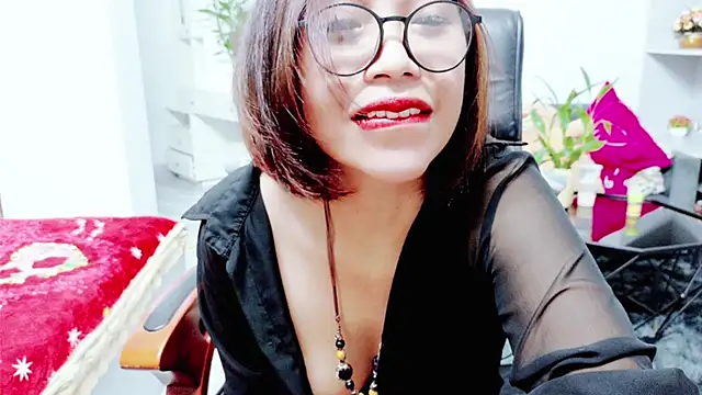 Miu-Le online show from June 16, 2026, 9:04 pm
