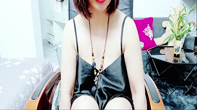 Miu-Le online show from June 30, 2026, 5:57 pm