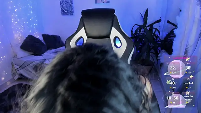 Riana Kean online show from September 15, 2025, 2:12 am