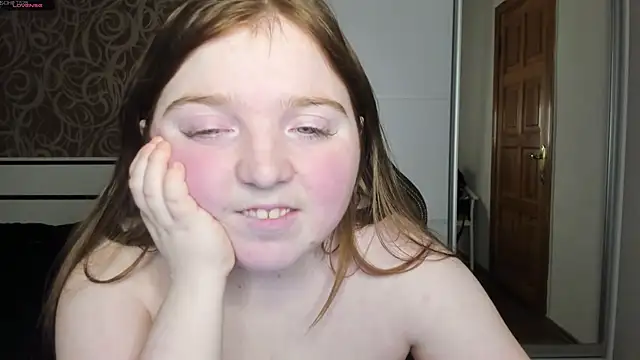 Snapshot of BettySprouse chatting on January 20, 2025, 11:43 pm BettySprouse online show from January 20, 2025, 11:43 pm