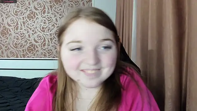 Snapshot of BettySprouse chatting on December 4, 2024, 1:58 pm BettySprouse online show from December 4, 2024, 1:58 pm