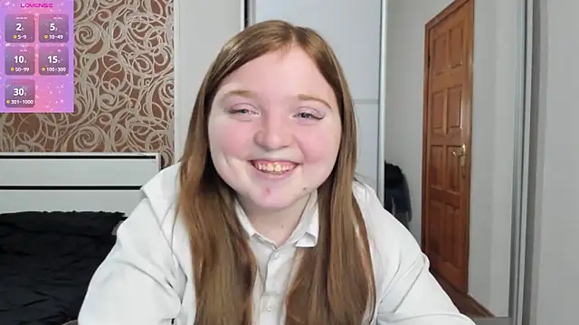 Snapshot of BettySprouse chatting on January 3, 2025, 5:20 pm BettySprouse online show from January 3, 2025, 5:20 pm