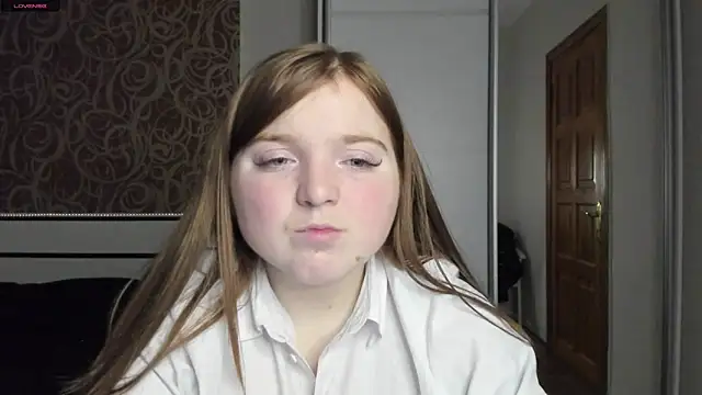 Snapshot of BettySprouse chatting on December 24, 2024, 12:00 am BettySprouse online show from December 24, 2024, 12:00 am