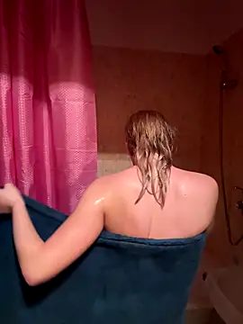 Snapshot of RinaBlondie chatting on October 30, 2025, 11:30 am RinaBlondie online show from October 30, 2025, 11:30 am