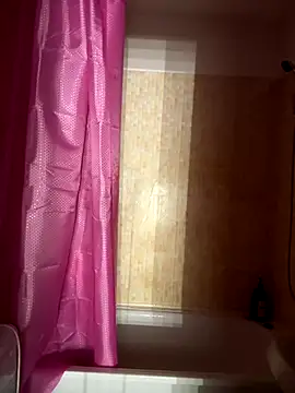 Snapshot of RinaBlondie chatting on November 20, 2025, 2:18 pm RinaBlondie online show from November 20, 2025, 2:18 pm