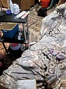  Kitti  online show from March 13, 2025, 4:49 am