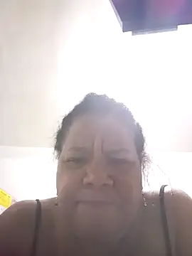 Snapshot of Shanttal0272 chatting on September 20, 2025, 12:32 pm Shanttal0272 online show from September 20, 2025, 12:32 pm