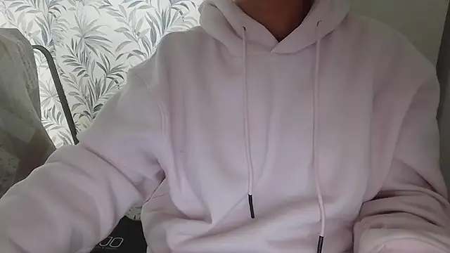 Snapshot of parismira chatting on January 23, 2025, 10:22 am parismira online show from January 23, 2025, 10:22 am