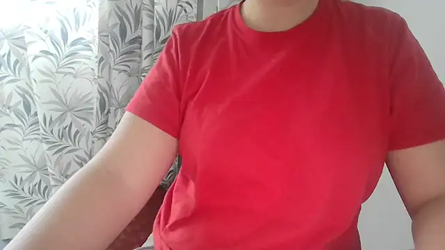 Snapshot of parismira chatting on December 22, 2024, 10:38 am parismira online show from December 22, 2024, 10:38 am