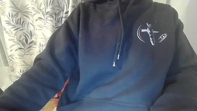 Snapshot of parismira chatting on December 20, 2024, 7:39 pm parismira online show from December 20, 2024, 7:39 pm