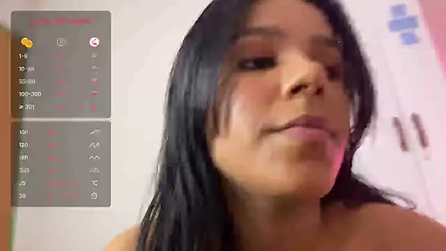 Snapshot of ninapego chatting on February 10, 2025, 9:25 pm ninapego online show from February 10, 2025, 9:25 pm