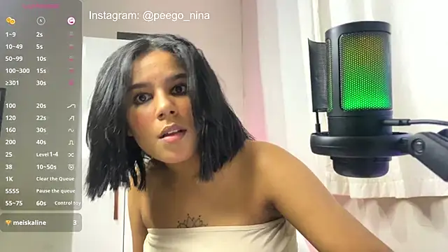 Snapshot of ninapego chatting on March 2, 2025, 6:59 am ninapego online show from March 2, 2025, 6:59 am