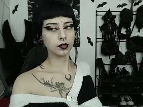 n0sferatus   online show from April 24, 2026, 2:57 am