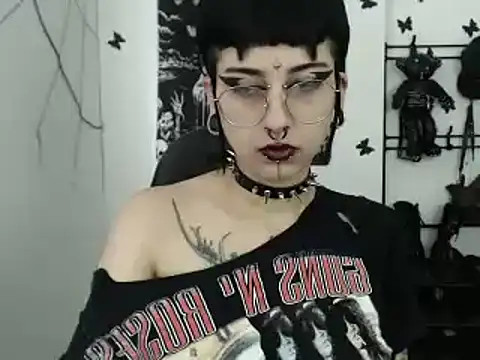 n0sferatus   online show from October 19, 2025, 1:14 pm