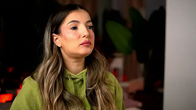 KellyMathews online show from March 13, 2026, 3:11 am