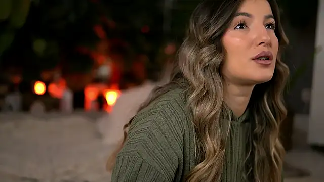 Snapshot of KellyMathews chatting on February 21, 2026, 3:08 am KellyMathews online show from February 21, 2026, 3:08 am