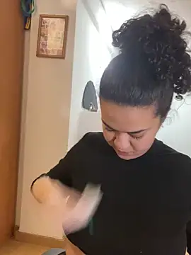 rafamarianoofc online show from March 8, 2025, 9:08 pm