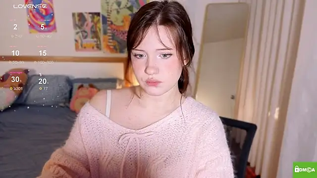 HanahCute online show from January 14, 2026, 5:44 am