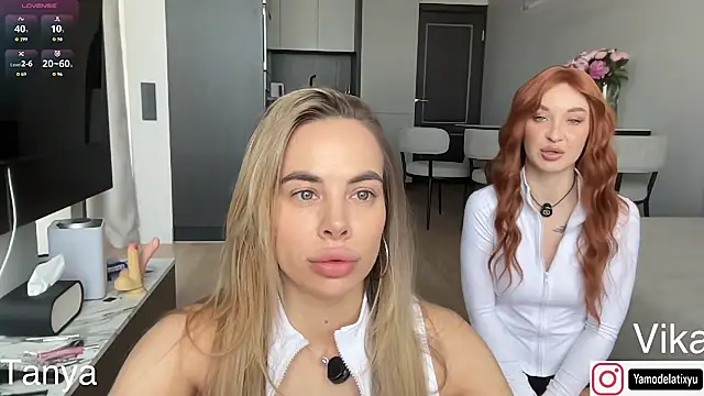 diffgirls2 online show from June 21, 2026, 8:42 am