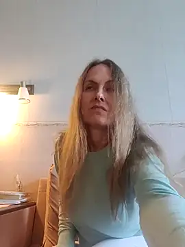 Evelina cute online show from October 5, 2025, 11:12 am