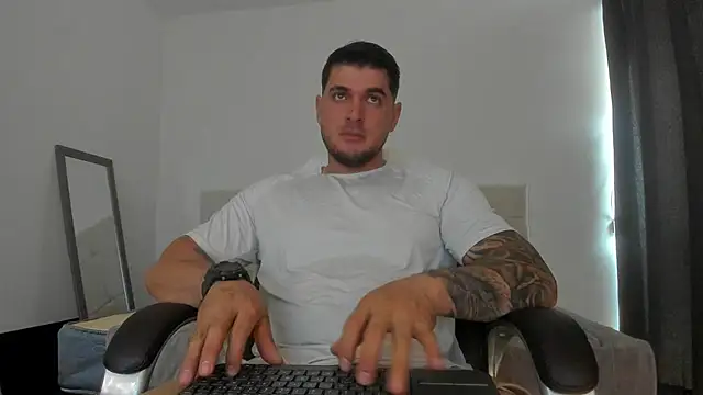 Snapshot of Teilor_Creed chatting on October 14, 2025, 7:47 pm Teilor Creed online show from October 14, 2025, 7:47 pm