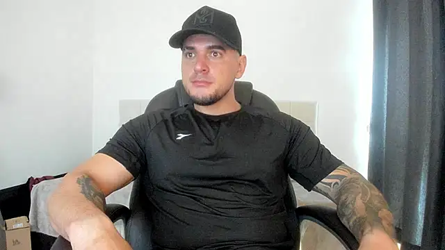 Teilor Creed online show from October 18, 2025, 8:00 pm