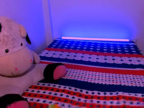 ladypussy69 online show from November 12, 2025, 2:15 am