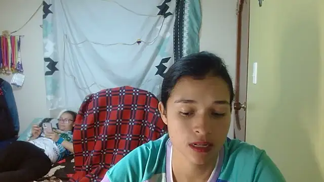 clayre and jill online show from January 6, 2026, 4:05 am