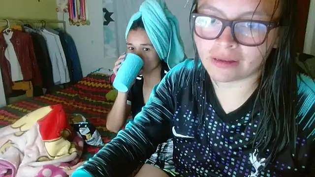 clayre and jill online show from September 15, 2025, 2:01 am