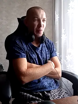 MityaXLoves online show from November 9, 2025, 7:34 am