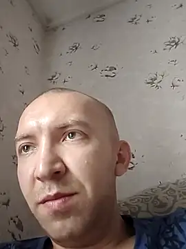 MityaXLoves online show from December 4, 2025, 6:23 am