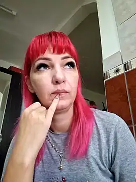 Evadesirex46 online show from October 10, 2025, 8:37 am