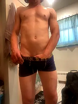 Lilsmokeshow017 online show from September 20, 2025, 6:46 pm