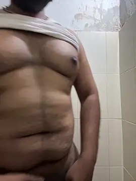 dick69lil online show from April 15, 2026, 3:27 pm