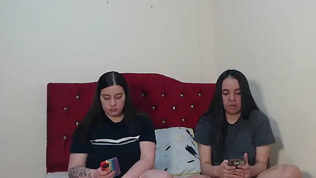 Lola barbara online show from October 13, 2025, 12:40 pm