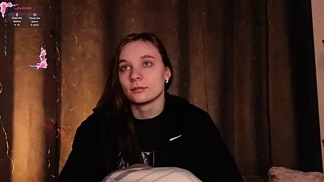 Snapshot of NaokoStifel chatting on February 25, 2026, 1:06 am NaokoStifel online show from February 25, 2026, 1:06 am