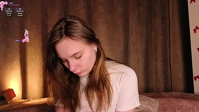 Snapshot of NaokoStifel chatting on February 26, 2026, 1:05 am NaokoStifel online show from February 26, 2026, 1:05 am