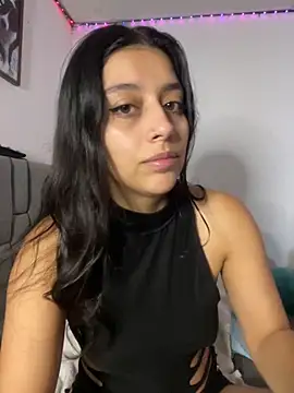 BrittanyDiaz online show from September 23, 2025, 7:54 pm