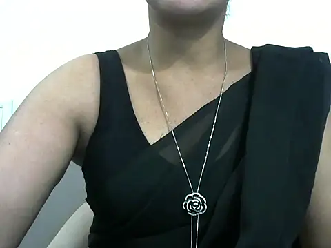 rashmika reddy online show from October 28, 2025, 5:23 pm